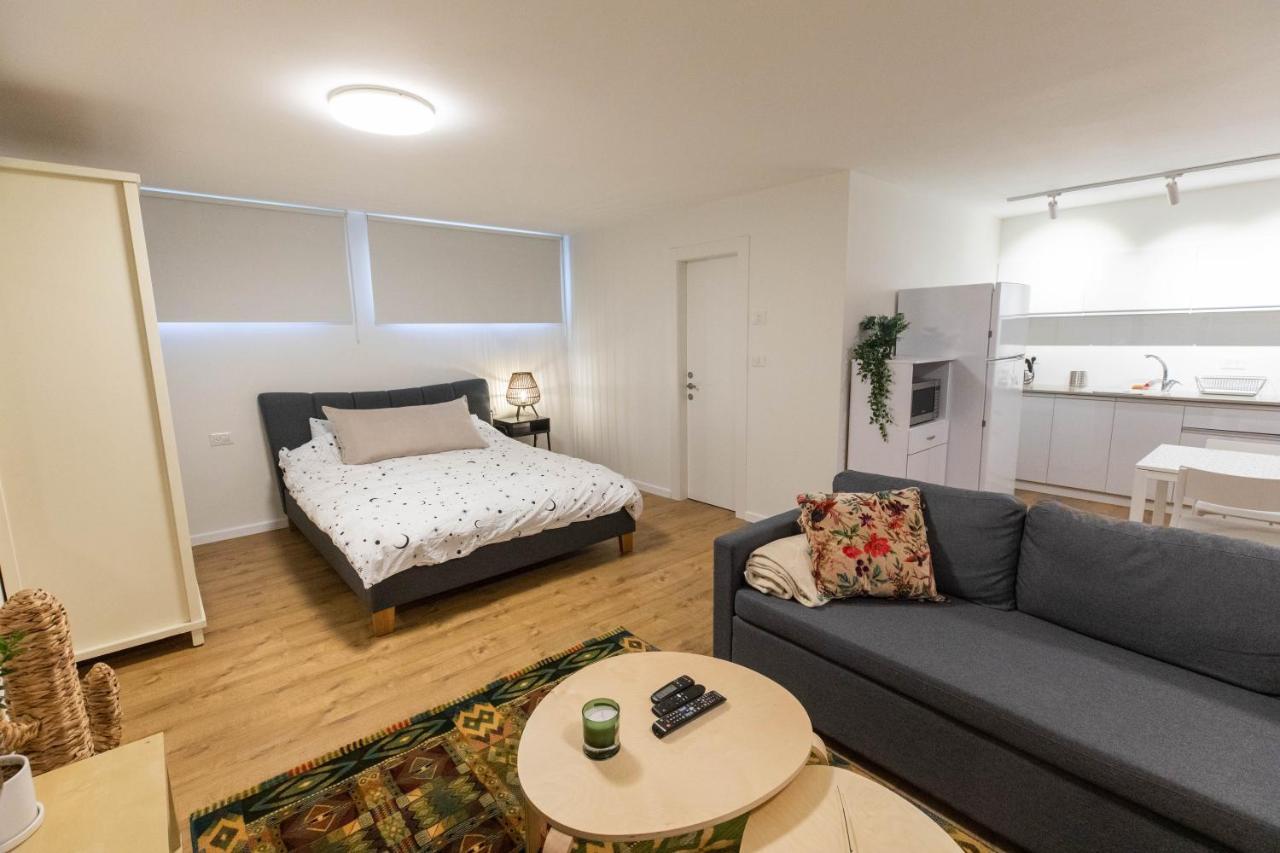 רמת גן Sheba-Shik apartment, Tel hashomer שיבא-שיק, תל השומר,דירת סטודיו מקסימה! מראה חיצוני תמונה