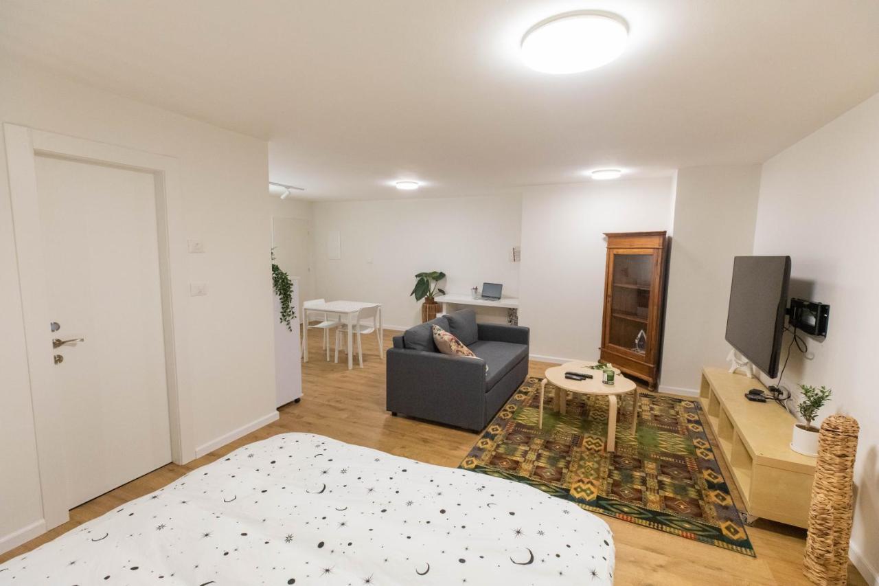 רמת גן Sheba-Shik apartment, Tel hashomer שיבא-שיק, תל השומר,דירת סטודיו מקסימה! מראה חיצוני תמונה